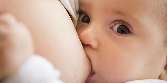 避开母乳喂养误区，养成聪明宝宝
